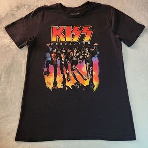 Kiss Black Tshirt With Graphics Size Medium